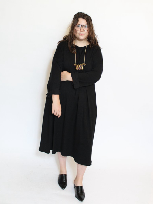 Beverly Pleat Dress In Black