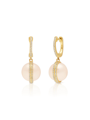 14kt Yellow Gold Diamond Pearl Hannah Huggie Earrings