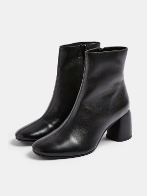 Bombay Black Leather Heeled Boots