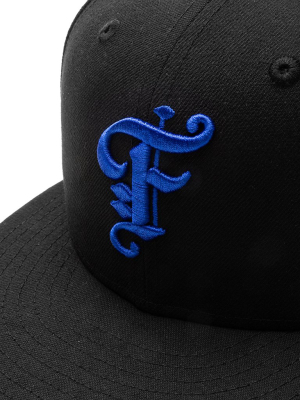 Feature Oe Fitted Cap - Black/royal