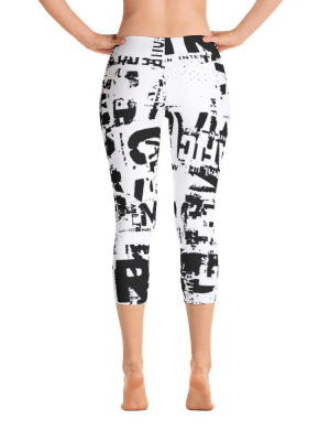 Traffic Jam Grunge Capri Leggings