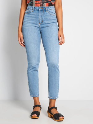 The Molly Straight Ankle Jeans