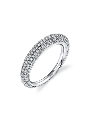 Rising Tusk Ring With Full White Pavé Diamonds
