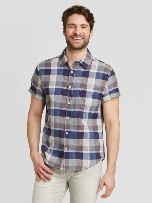 Men's Standard Fit Short Sleeve Linen Shirt - Goodfellow & Co™