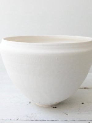Abigail Schama Porcelain Bowl With Gold Lustre