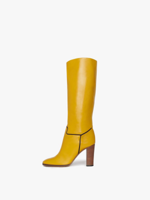 Valentina Knee-high Leather 95mm Boot In Ochre Yellow