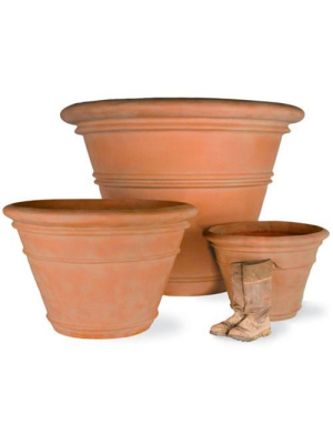 Large Pot Planter In Terracotta Finish