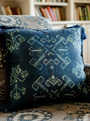 Roots Pillow