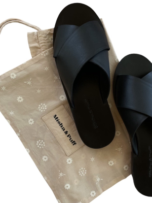 Crossover Flat Sandal In Black