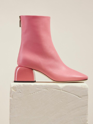 Form Boot, Pink