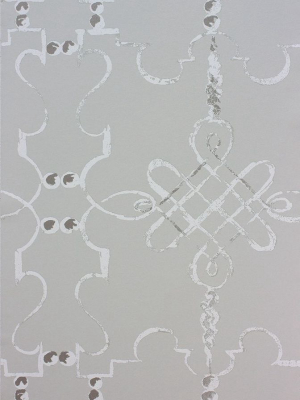 Sample Portavo Wallpaper In Silver From The Les Rêves Collection By Nina Campbell