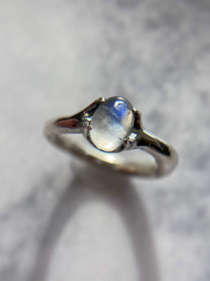 Classic Oval Moonstone Ring