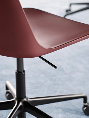 Rely Hw28 Chair - 5-star Swivel Base W/ Castors + Gaslift