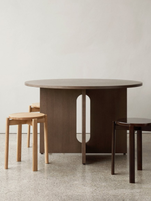 Passage Stool