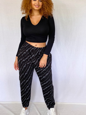 Prettylittlething Plus Black Printed Joggers