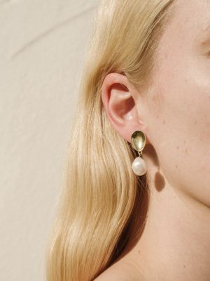 Everyday Pearl Drop Earrings