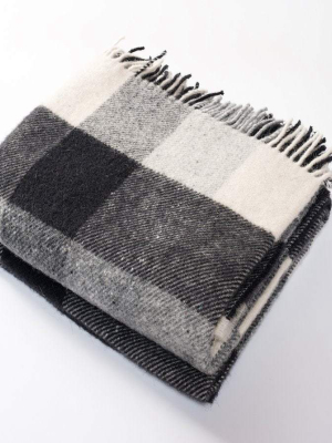 Harlow Henry Classic Check Black And Cream Throw