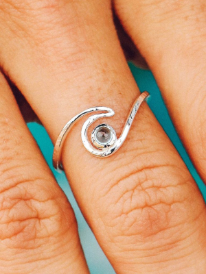 Shimmering Wave Ring