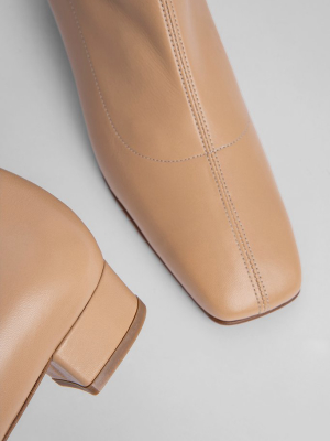 Este Boot Nude Leather