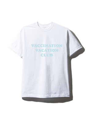 Vaccination Vacation Club [unisex Tee]