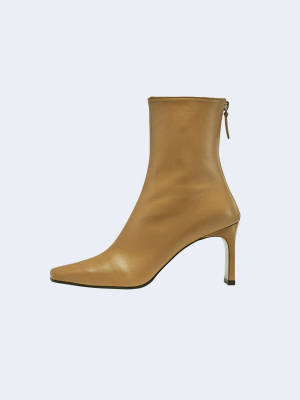 Trim Leather Boots With 8cm Heel In Camel