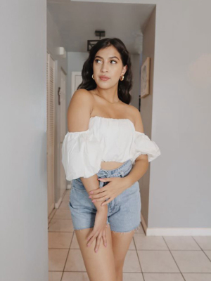 Off-the-shoulder Crop Top