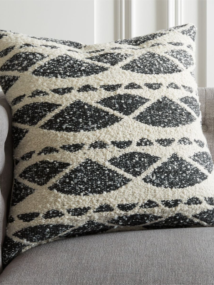 23" Hazel Black And White Boucle Pillow