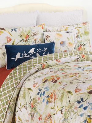 C&f Home Watercolor Floral Quilt Set