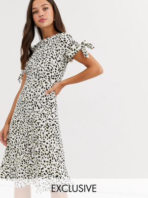 Wednesday's Girl Midi Dress With Tie Sleeves In Abstract Polka Dot