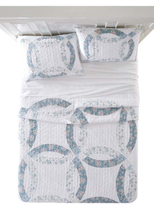 Shabby Chic® Bedding Collection - Wedding Ring Quilt Set