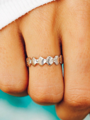 Clam Shell Band Ring