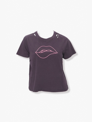 Plus Size Lip Graphic Tee