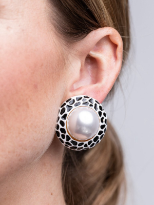 White With Black Spots Cultura Pearl Center Button Clip Earrings