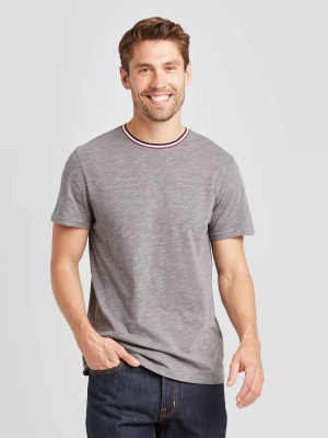 Men's Standard Fit Short Sleeve Novelty Crew Neck T-shirt - Goodfellow & Co™