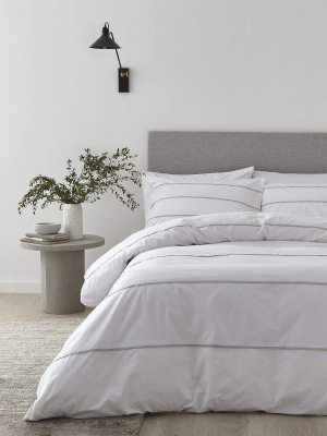 Halstead Pleat King Duvet Set In Grey & White 230x220cm