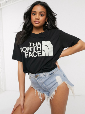 The North Face Half Dome Cropped T-shirt In Black