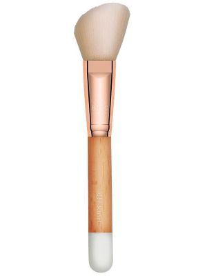 Blush Brush