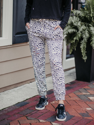 Nova Leopard Joggers