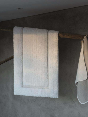 Graccioza Linen Duo Bath Rug - White - Available In 2 Sizes