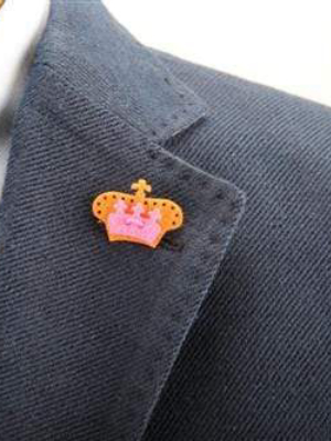 Crown Lapel Pin - Happiest Orange With Poona Pink