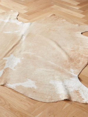 Light Tan Cowhide Rug 4'x6'