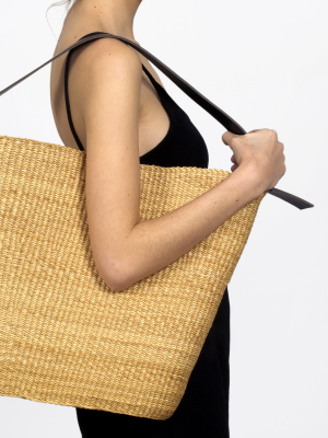 Grand Trapèze Straw Basket Tote