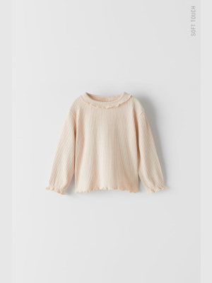 T-shirt With Ruffled Neckline