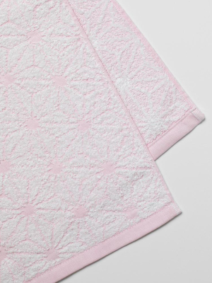 Fukuroya Bath Towel, Cherry Blossom Pink Asanoha