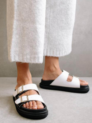 Buckle-strap Sandals | White/ Black