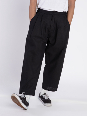 Waxy Pleated Tapered Cropped Pant (unisex) - Black