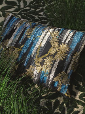 Wisteria Alba Ruisseau Decorative Pillow