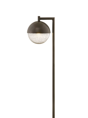 Revolve Outdoor Path Light