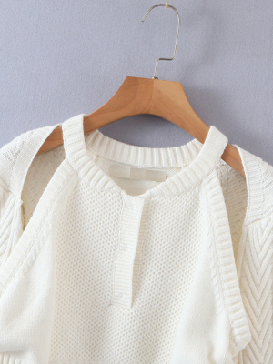 'remi' Cut-out Shoulder Cable-knit Sweater (2 Colors)