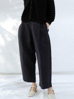 Pleated Trouser